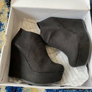 Platform booties